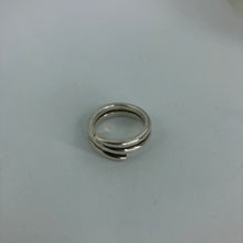 Load image into Gallery viewer, Silver Spiral Ring
